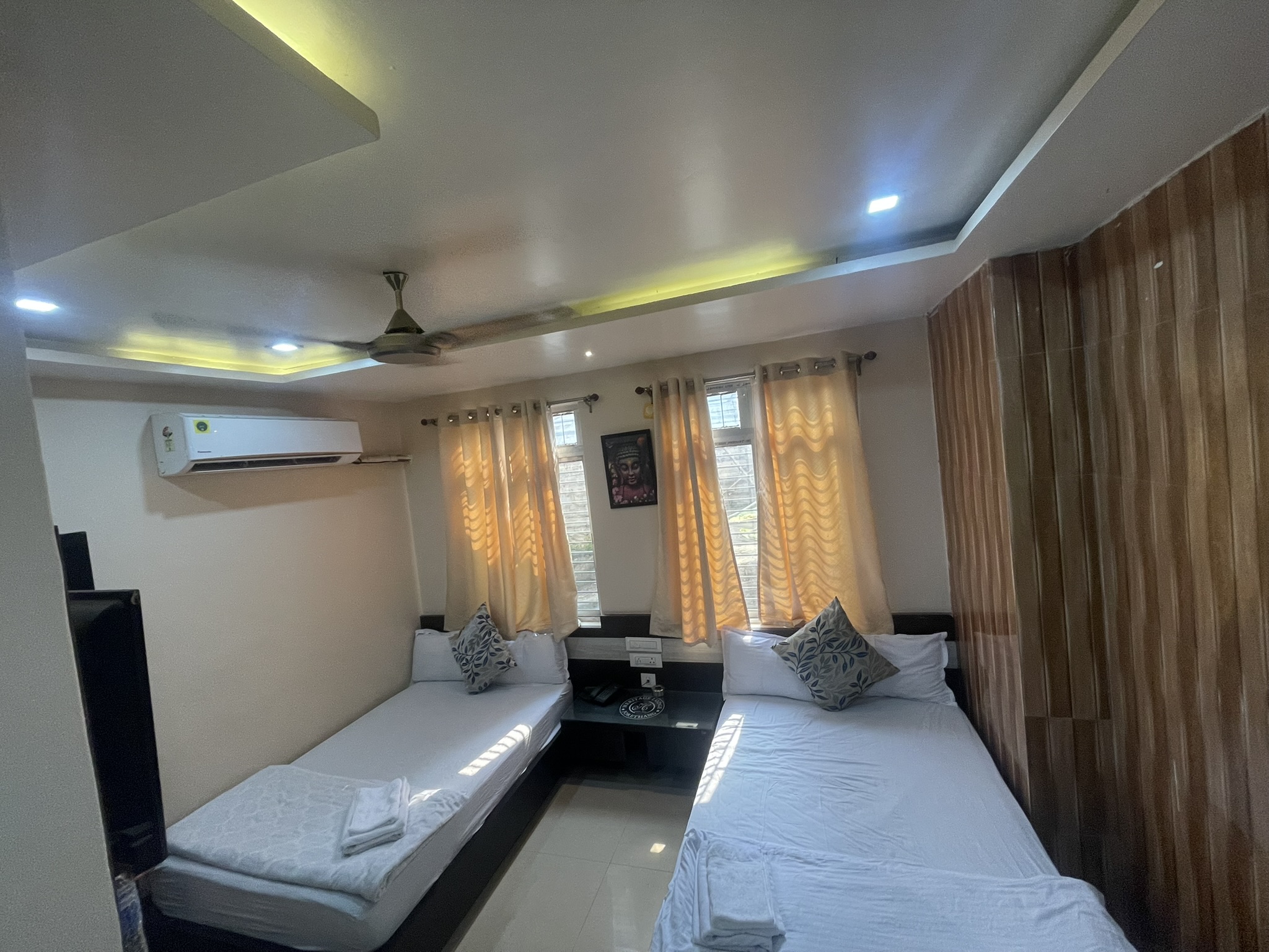 Room 105 C